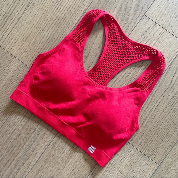 Red Sports Bra w. Mesh Back Detail NWOT - Size S - Picture 2 of 3